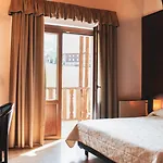 Hotel Etoile De Neige 3*