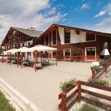 Otel Etoile De Neige Pila (Valle d'Aosta)