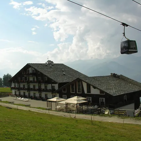 Etoile De Neige Hotel