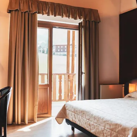 Hotel Etoile De Neige 3*