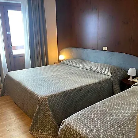 Etoile De Neige Hotel